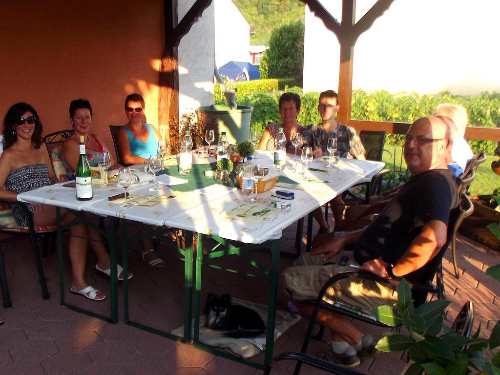 Hotel Ferienweingut Rainer Beitzel Kröv Esterno foto
